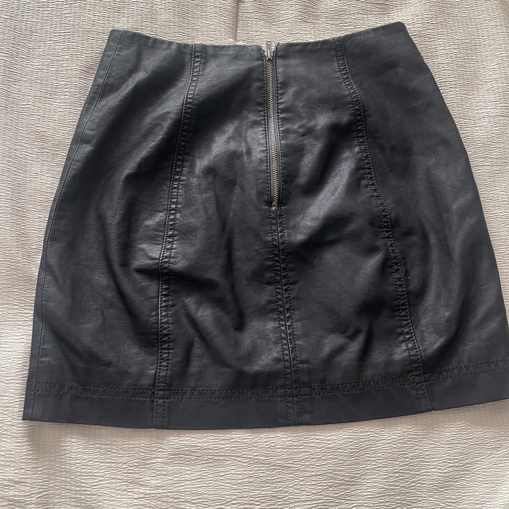 Free People  Mini Skirt in Black